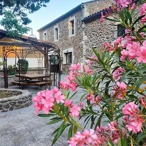 Hotel Du Cros D'auzon, Saint-Maurice-dʼArdèche