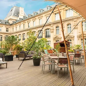 Crowne Plaza Republique By Ihg 4* Paris