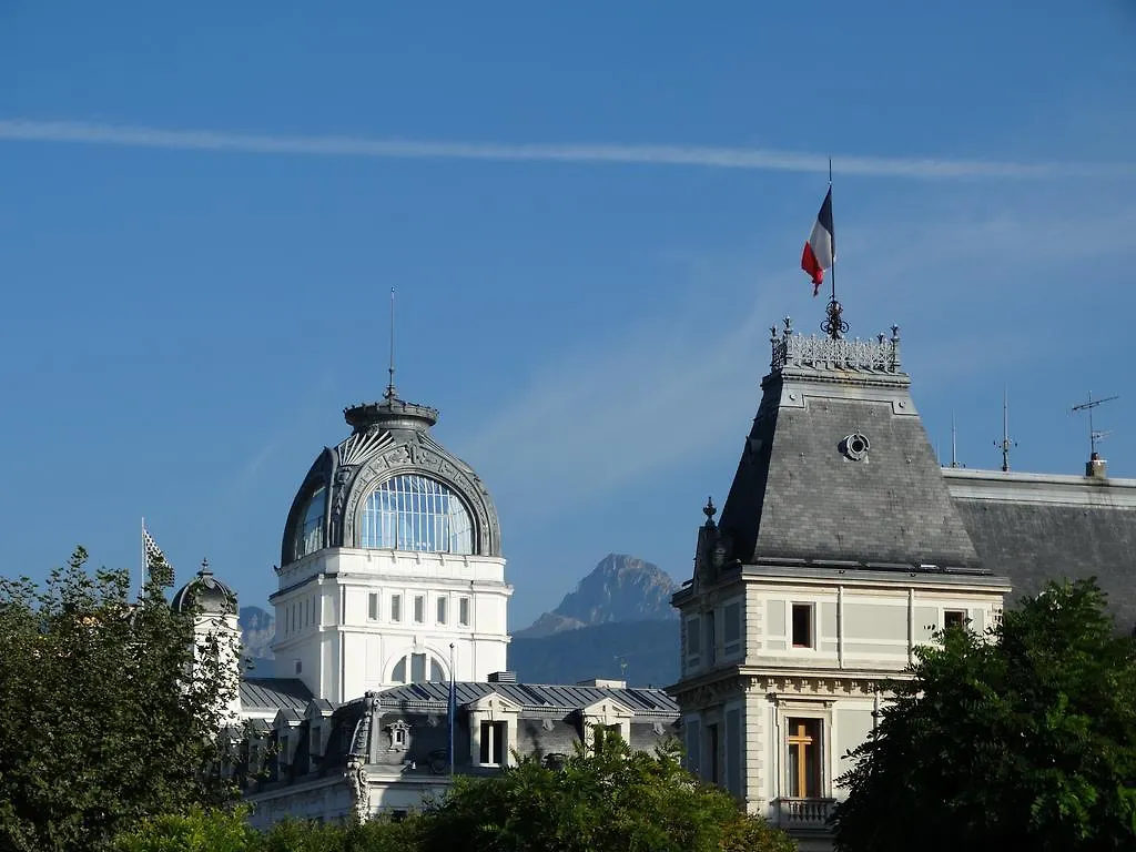 Hotel Le Littoral Evian-les-Bains France