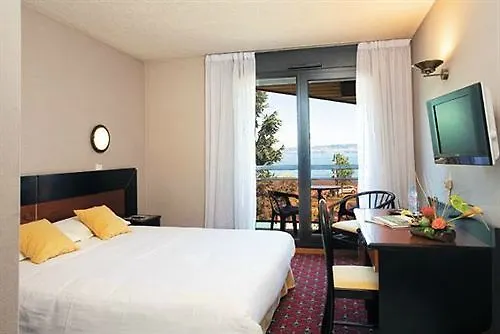 Hotel Le Littoral Evian-les-Bains 3*,  France